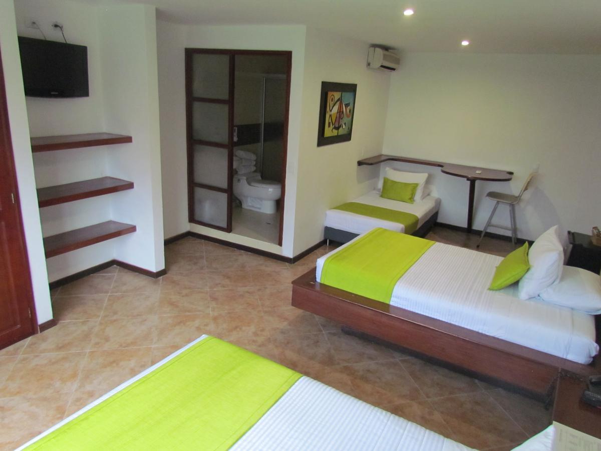 Hotel Plaza Mayor Medellín Esterno foto