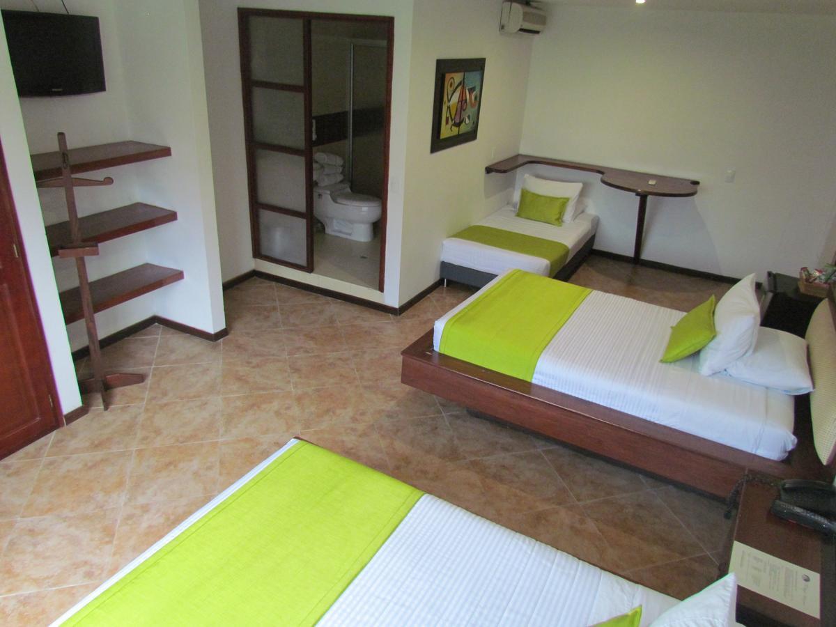 Hotel Plaza Mayor Medellín Esterno foto
