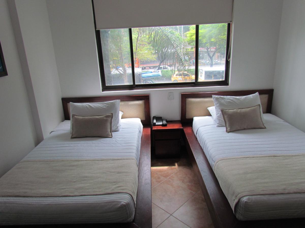 Hotel Plaza Mayor Medellín Esterno foto