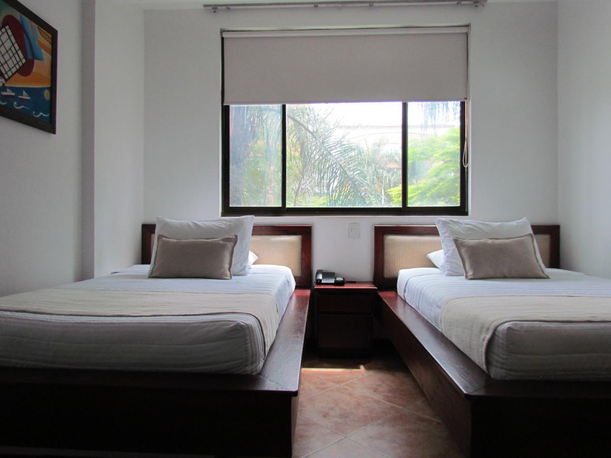 Hotel Plaza Mayor Medellín Esterno foto
