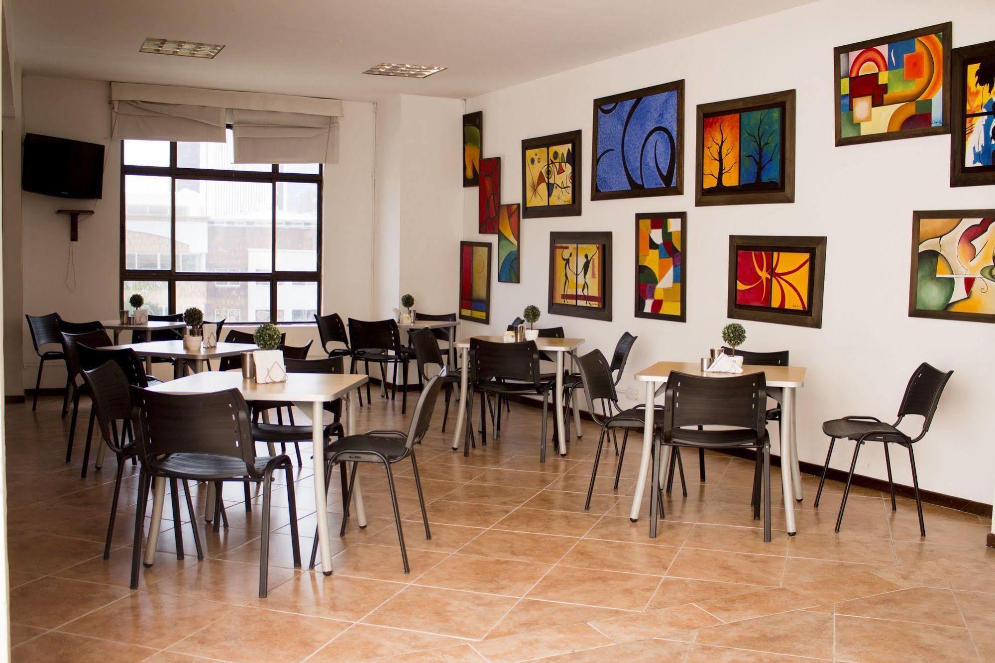 Hotel Plaza Mayor Medellín Esterno foto