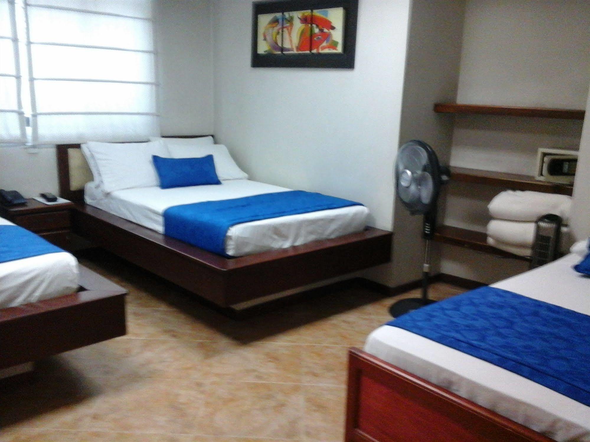 Hotel Plaza Mayor Medellín Esterno foto